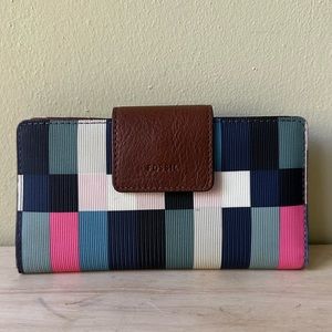 Fossil wallet